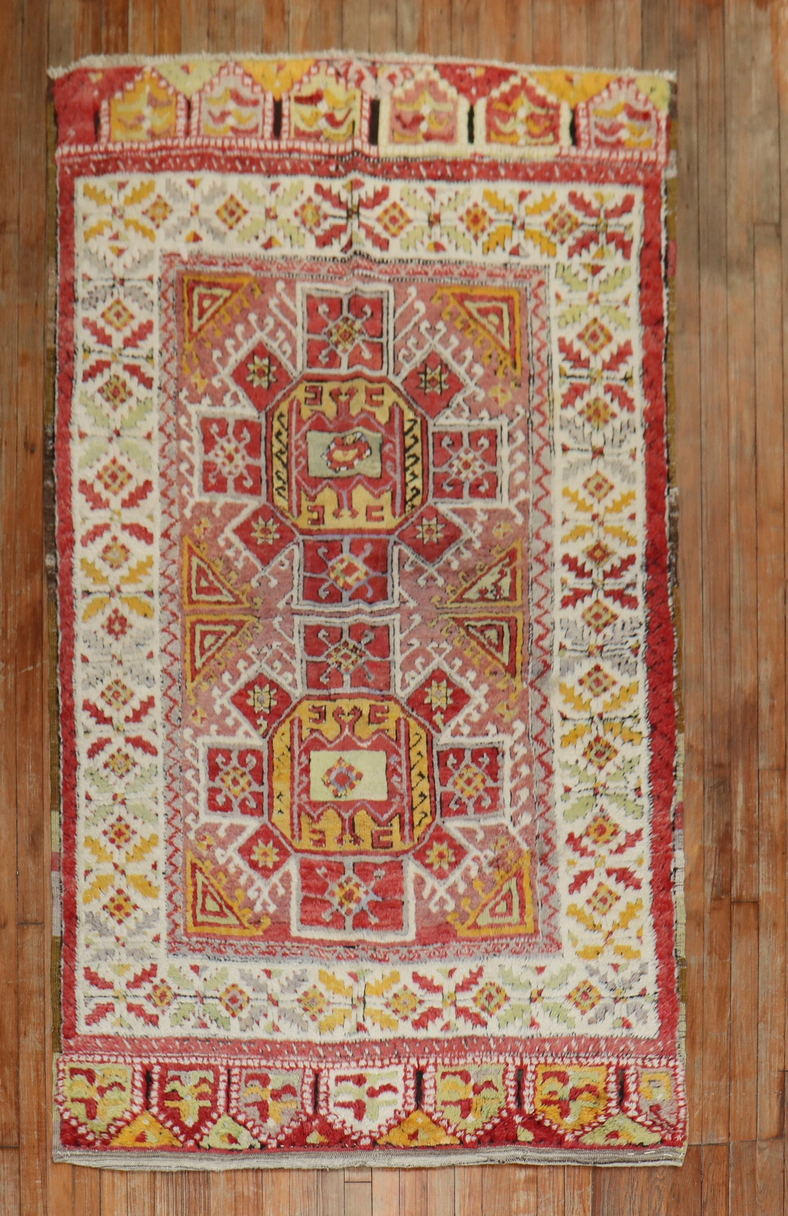 4' 5" x 7' 10" Early 20th Century Turkish Konya Rug (1 of 7)