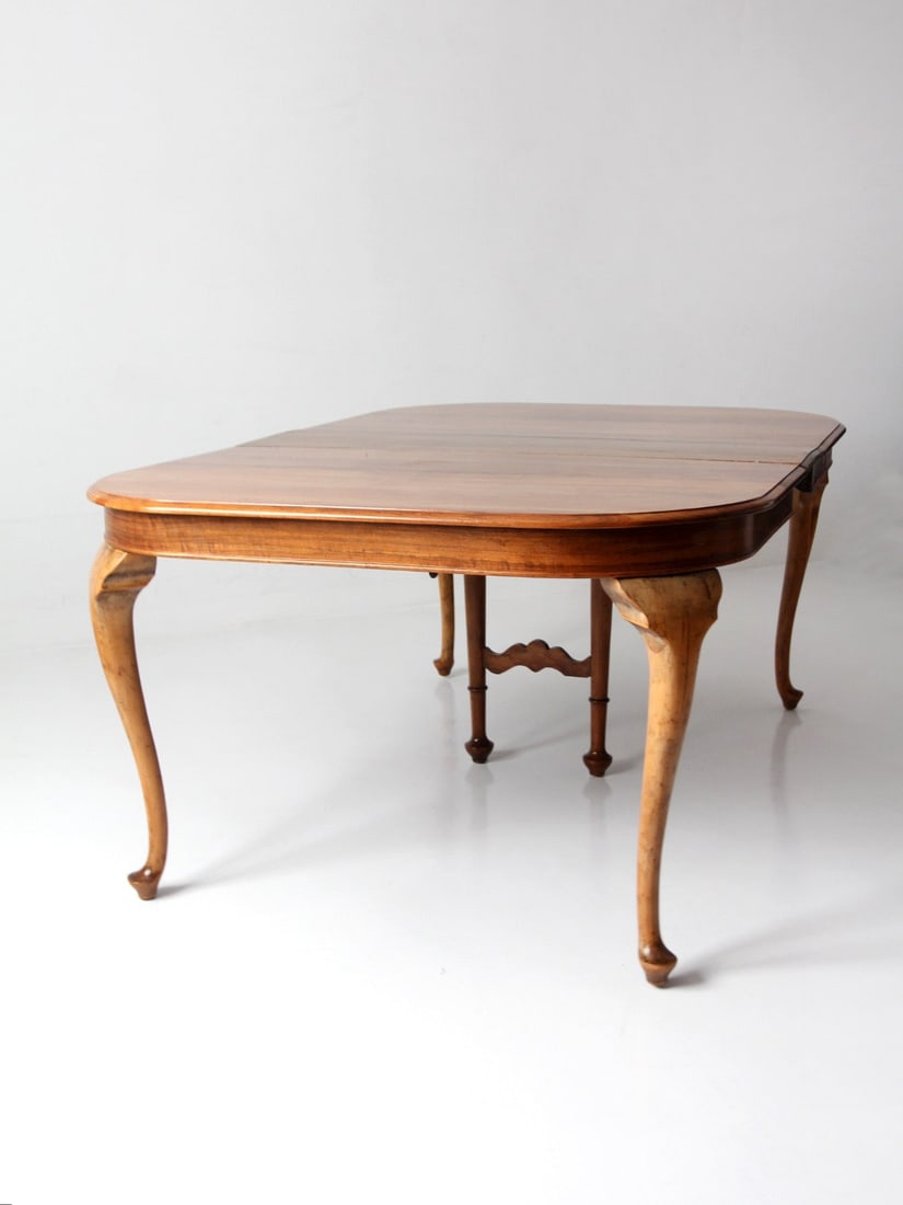 Queen Anne Revival Dining Table With Extension Leaf Early 20th Century (1 of 18)