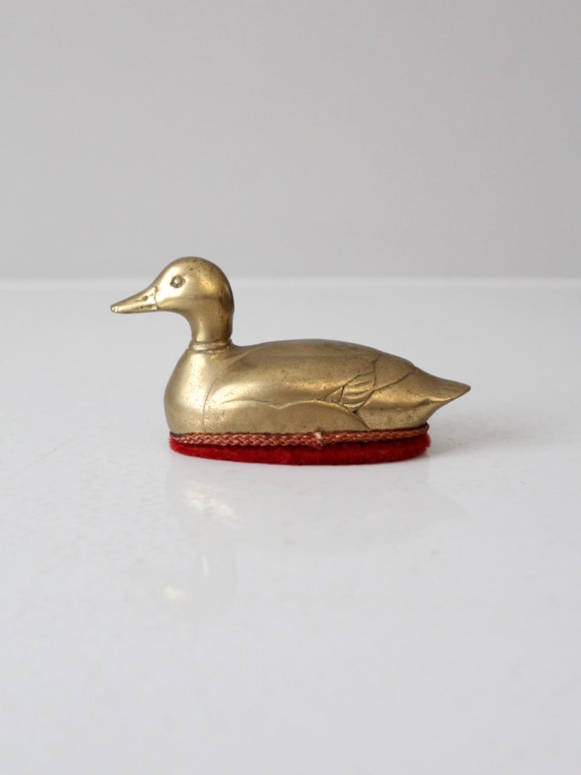 Charming Mid Century Brass Duck Lint Brush Decorative Piece (1 of 10)