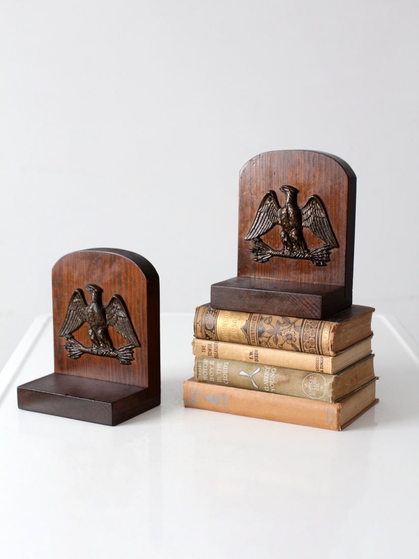 Pair of Colonial Revival Eagle Bookends on Arched Wood Bases (1 of 12)