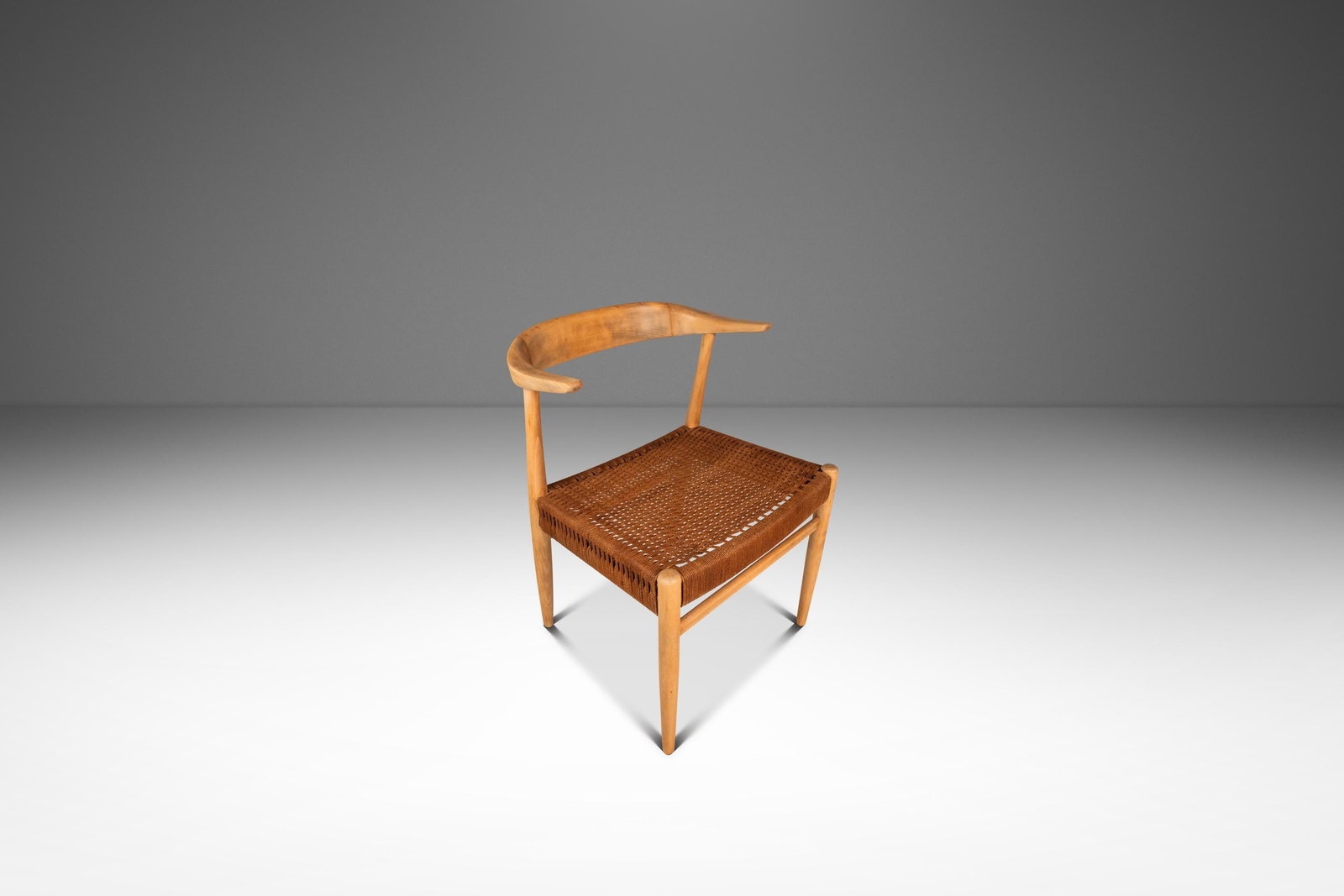 Mid-Century Beech Horn Armchair by Folke Ohlsson for DUX Sweden 1950s: Mid-Century Beech Horn Armchair by Folke Ohlsson for DUX Sweden 1950s This rare Mid-Century Scandinavian Modern "Horn" desk or accent armchair was designed by Folke Ohlsson for DUX, Sweden, in the 195