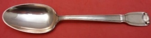 Tiffany & Co Castilian Copper Serving Spoon Rare One-Of-A-Kind 8 5/8": Tiffany & Co Castilian Copper Serving Spoon Rare One-Of-A-Kind 8 5/8" Discover a rare and exquisite serving spoon from Tiffany & Co., featuring the elegant Castilian pattern. This one-of-a-kind copper