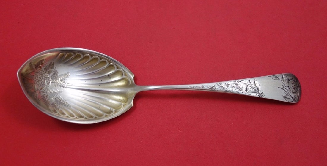 Gorham Jac Rose sterling silver berry serving spoon gold washed 8 3/4: Gorham Jac Rose sterling silver berry serving spoon gold washed 8 3/4 Sterling silver berry spoon in the Jac Rose pattern by Gorham, featuring a gold-washed, bright-cut finish. It measures 8 3/4 inche
