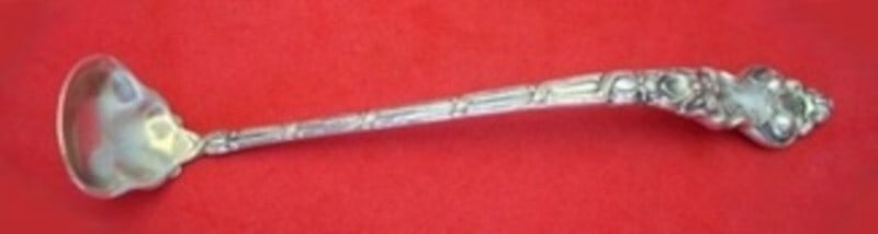 Unger Douvaine Sterling Silver Mustard Ladle 5 1/4 inches: Unger Douvaine Sterling Silver Mustard Ladle 5 1/4 inches Presenting the Douvaine mustards ladle, expertly crafted from sterling silver by Unger. This exquisite serving piece measures 5 1/4 inches and