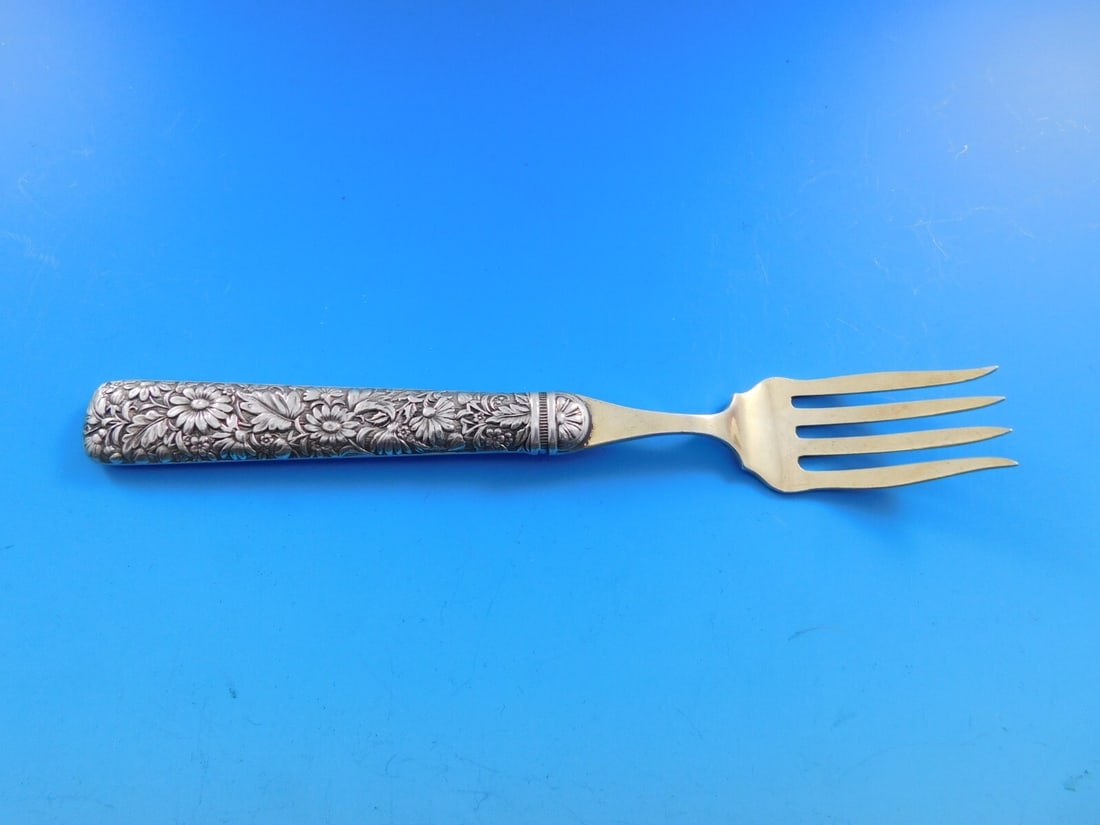 Towle Arlington Sterling Silver Salad Fork Rare Gold Washed 6 3/8": Towle Arlington Sterling Silver Salad Fork Rare Gold Washed 6 3/8" Discover the elegance of the Arlington pattern with this rare salad fork by Towle. Crafted from sterling silver, this unique piece fe
