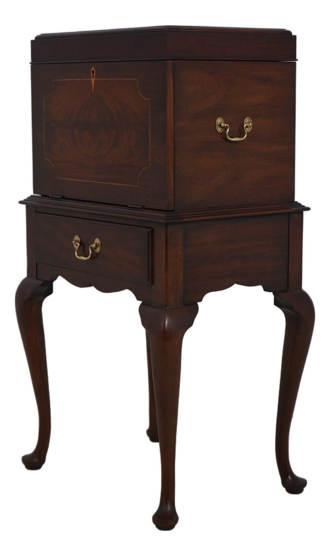 Mahogany silver chest by Henkel Harris with fall front (1 of 10)