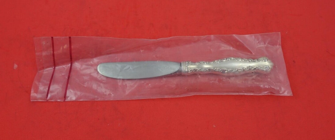 Whiting Gorham Louis XV Sterling Silver Butter Spreader 6 1/8" Rare Factory Sealed: Whiting Gorham Louis XV Sterling Silver Butter Spreader 6 1/8" Rare Factory Sealed Indulge in the elegance of the Louis XV pattern by Whiting Gorham with this exquisite sterling silver butter spreader
