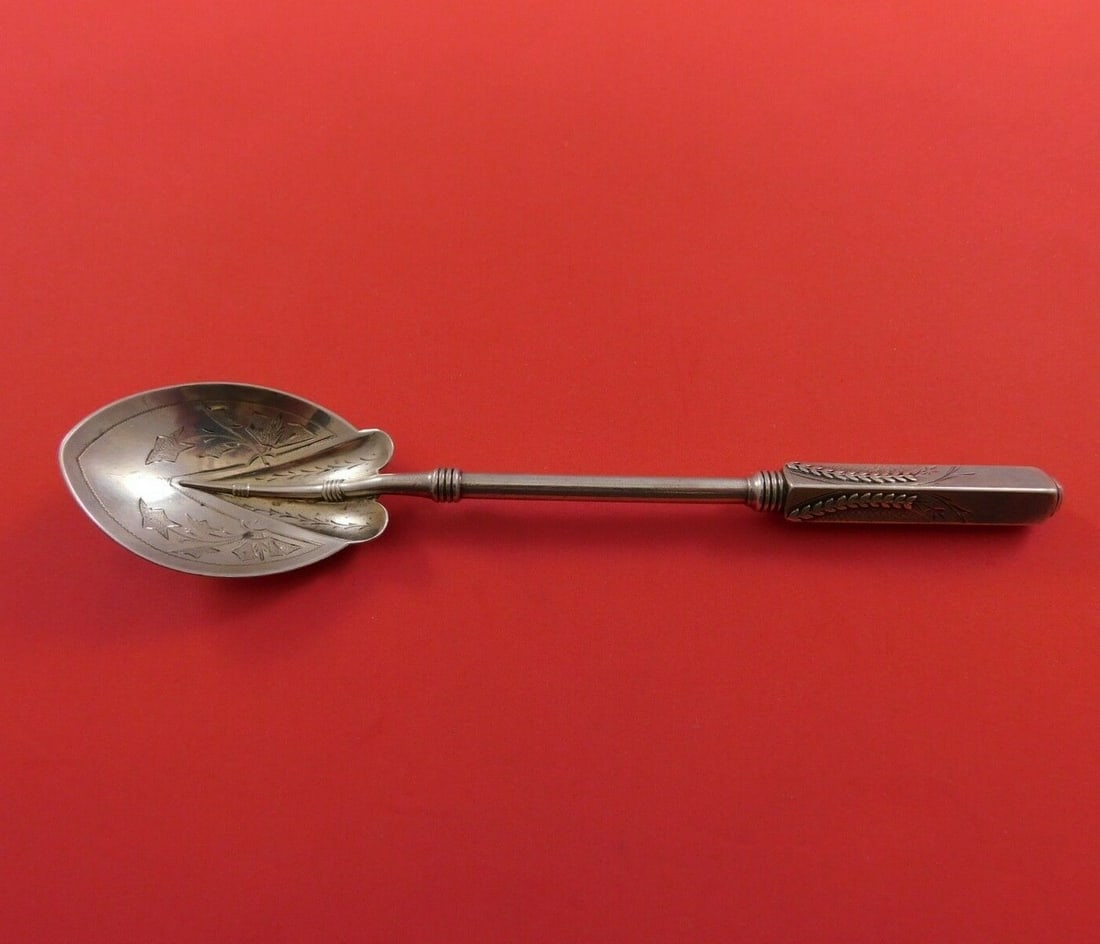 Gorham Hindoo Sterling Silver 7 Inch Sugar Spoon Bright-Cut: Gorham Hindoo Sterling Silver 7 Inch Sugar Spoon Bright-Cut Discover the exquisite Hindoo pattern by Gorham, a remarkable sterling silver sugar spoon measuring 7 inches. This piece, dating back to 185