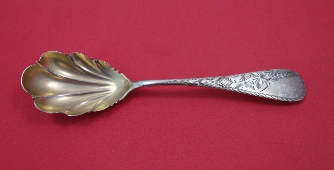 Vanderslice Antique Engraved Wheat Sterling Silver Sugar Spoon Gold Wash 6": Vanderslice Antique Engraved Wheat Sterling Silver Sugar Spoon Gold Wash 6" This exquisite Antique Engraved Wheat Sugar Spoon, crafted by Vanderslice, showcases a classic design that dates back to the