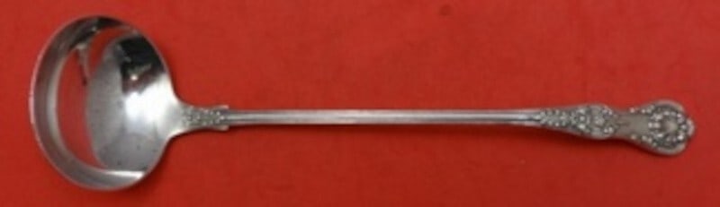 Tiffany Co English King Sterling Silver Plain Bowl Sauce Ladle 6 3/4: Tiffany Co English King Sterling Silver Plain Bowl Sauce Ladle 6 3/4 Sterling silver sauce ladle in the English King pattern by Tiffany & Co. Featuring a plain bowl and a 6 3/4 inch length, this pre-o