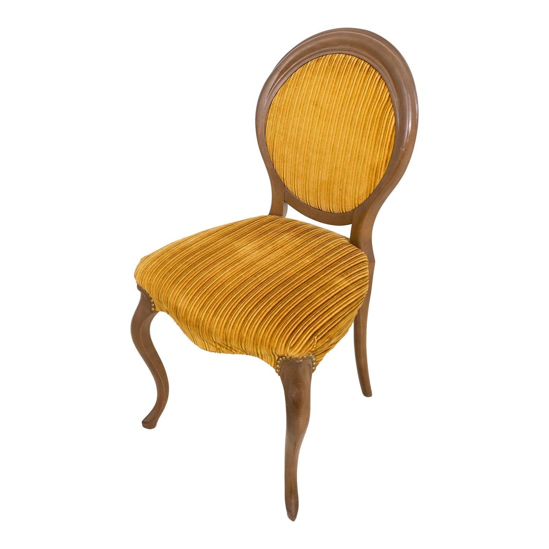 Elegant Vintage Walnut Medallion Back Side Chair French Style: Elegant Vintage Walnut Medallion Back Side Chair French Style This exquisite Vintage Medallion Back Side Chair features high-quality walnut construction with elegant Queen Anne legs and pad feet, embo