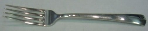 Lunt Modern American Sterling Silver Dinner Fork 7 5/8 inches: Lunt Modern American Sterling Silver Dinner Fork 7 5/8 inches This Modern American dinner fork by Lunt combines elegance and functionality, crafted from high-quality sterling silver. Measuring 7 5/8 i