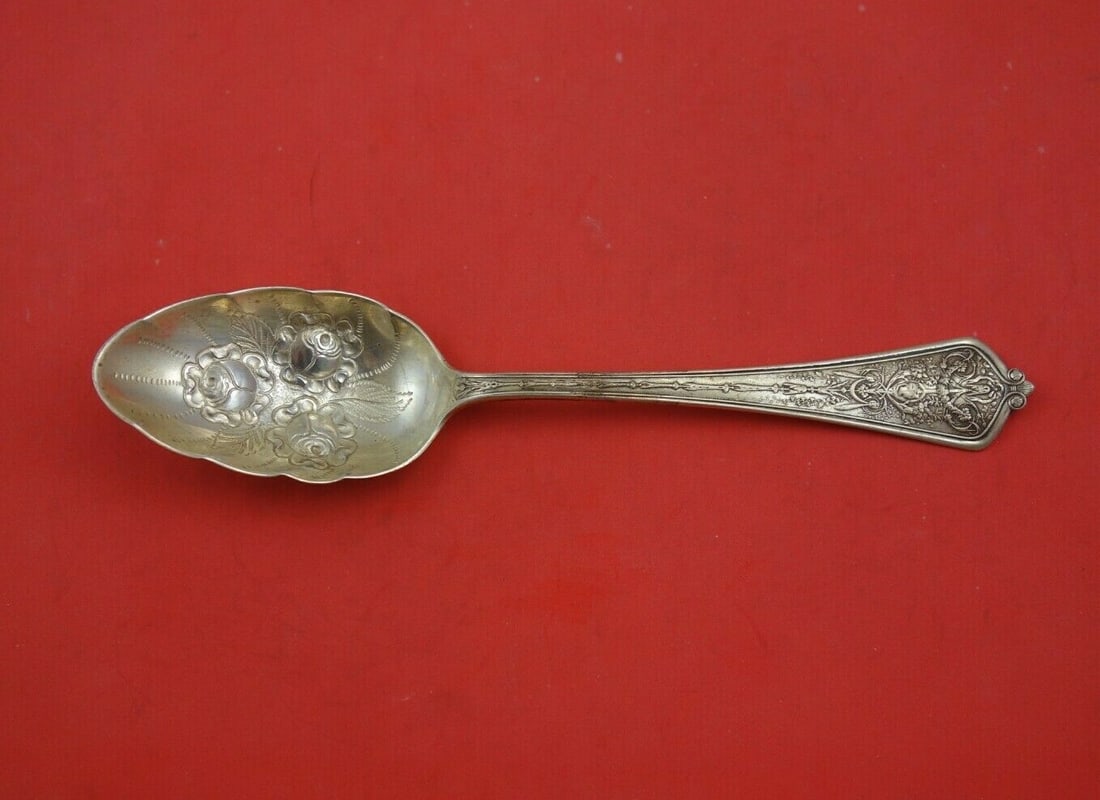 Gorham Lady Washington Sterling Silver Berry Spoon 8 1/4" Rose Embossed: Gorham Lady Washington Sterling Silver Berry Spoon 8 1/4" Rose Embossed This exquisite Lady Washington Berry Spoon by Gorham is a remarkable piece of craftsmanship from the 1850-1899 era. Made from hi