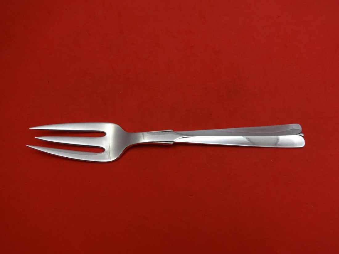 Hans Hansen Baronet Arvesolv #7 Sterling Silver Cold Meat Fork 9 1/8": Hans Hansen Baronet Arvesolv #7 Sterling Silver Cold Meat Fork 9 1/8" Enhance your dining experience with this exquisite cold meat fork from the Baronet aka Arvesolv #7 pattern by renowned maker Hans 