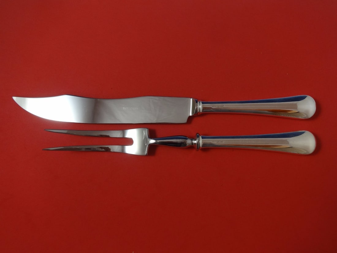Spagnolo Zaramella Argenti Sterling Silver Carving Set 2pc: Spagnolo Zaramella Argenti Sterling Silver Carving Set 2pc Elevate your dining experience with this exquisite Spagnolo by Zaramella Argenti Sterling Silver Roast Carving Set. This two-piece set includ