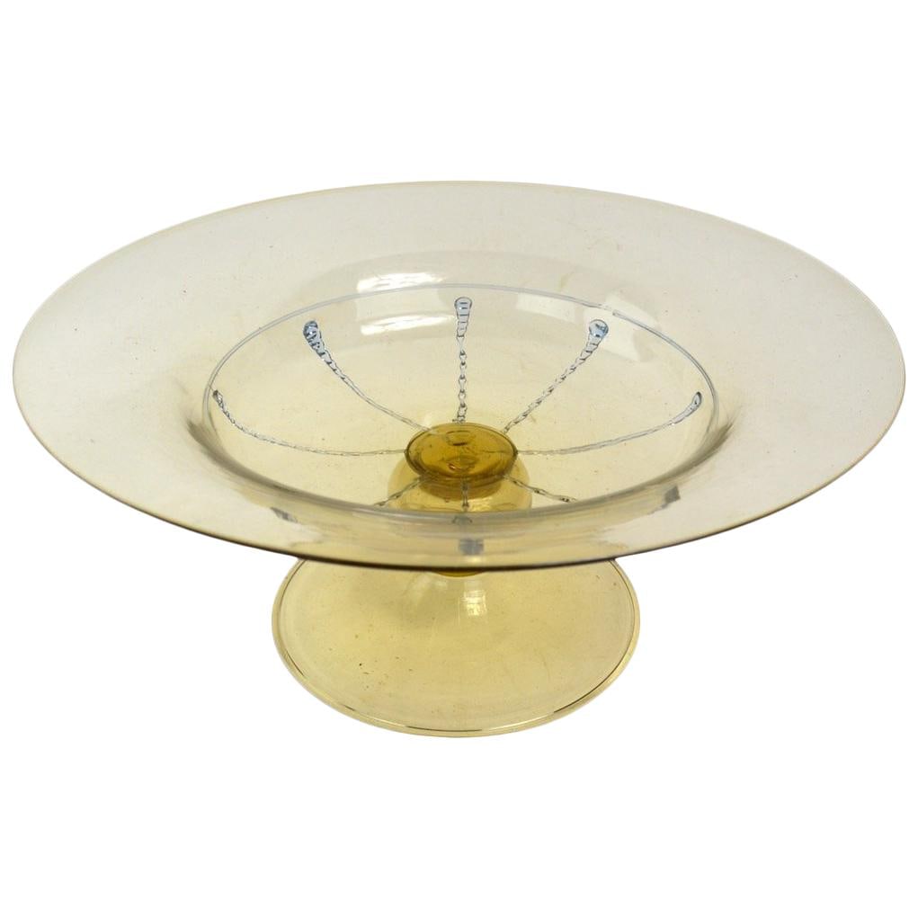 Rare Martinuzzi Murano Art Glass Compote Bowl for Cappellin: Rare Martinuzzi Murano Art Glass Compote Bowl for Cappellin This exquisite Murano compote bowl, attributed to renowned artist Martinuzzi for Cappellin, showcases the elegant Soffiati glass-making tech