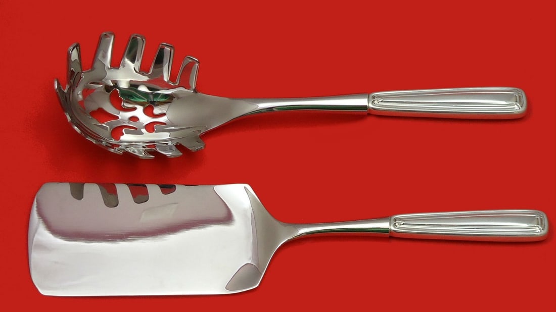 Tiffany & Co. Saint Dunstan Sterling Silver 2pc Pasta Serving Set: Tiffany & Co. Saint Dunstan Sterling Silver 2pc Pasta Serving Set Introducing the Saint Dunstan Hostess Set by Tiffany & Co., a stunning two-piece Italian serving set crafted from high-quality sterlin