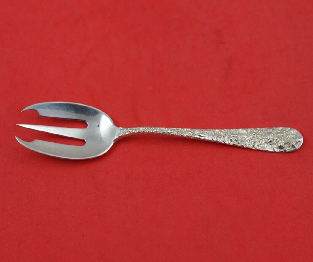 Stieff Rose Pattern Sterling Silver 6" Terrapin Fork Rare Silverware: Stieff Rose Pattern Sterling Silver 6" Terrapin Fork Rare Silverware This exquisite 6-inch fork is part of the rare Rose pattern by Stieff, crafted from high-quality sterling silver. It features a bea