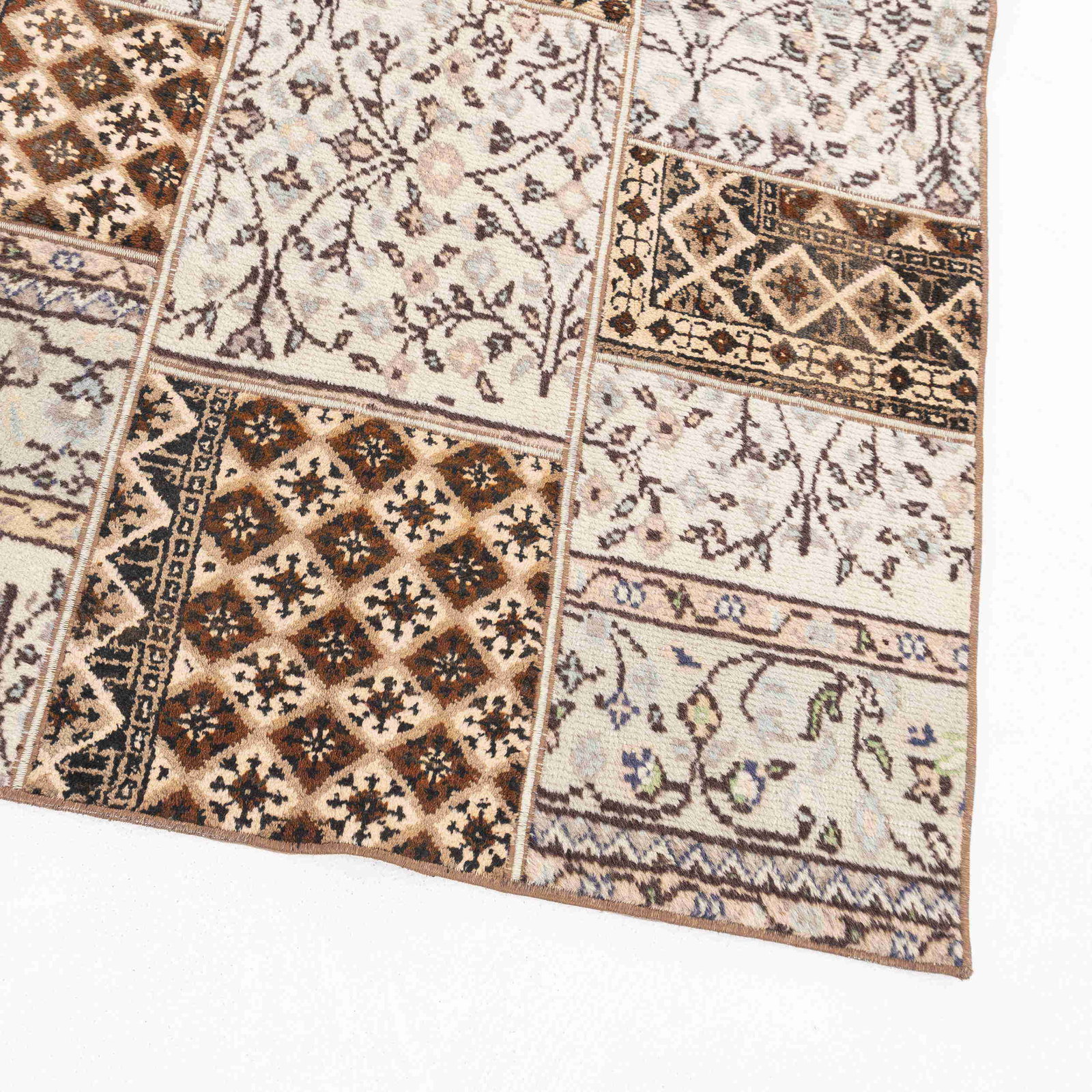 Authentic Handmade Patchwork Wool Carpet 45.3 x 76.8 - 2