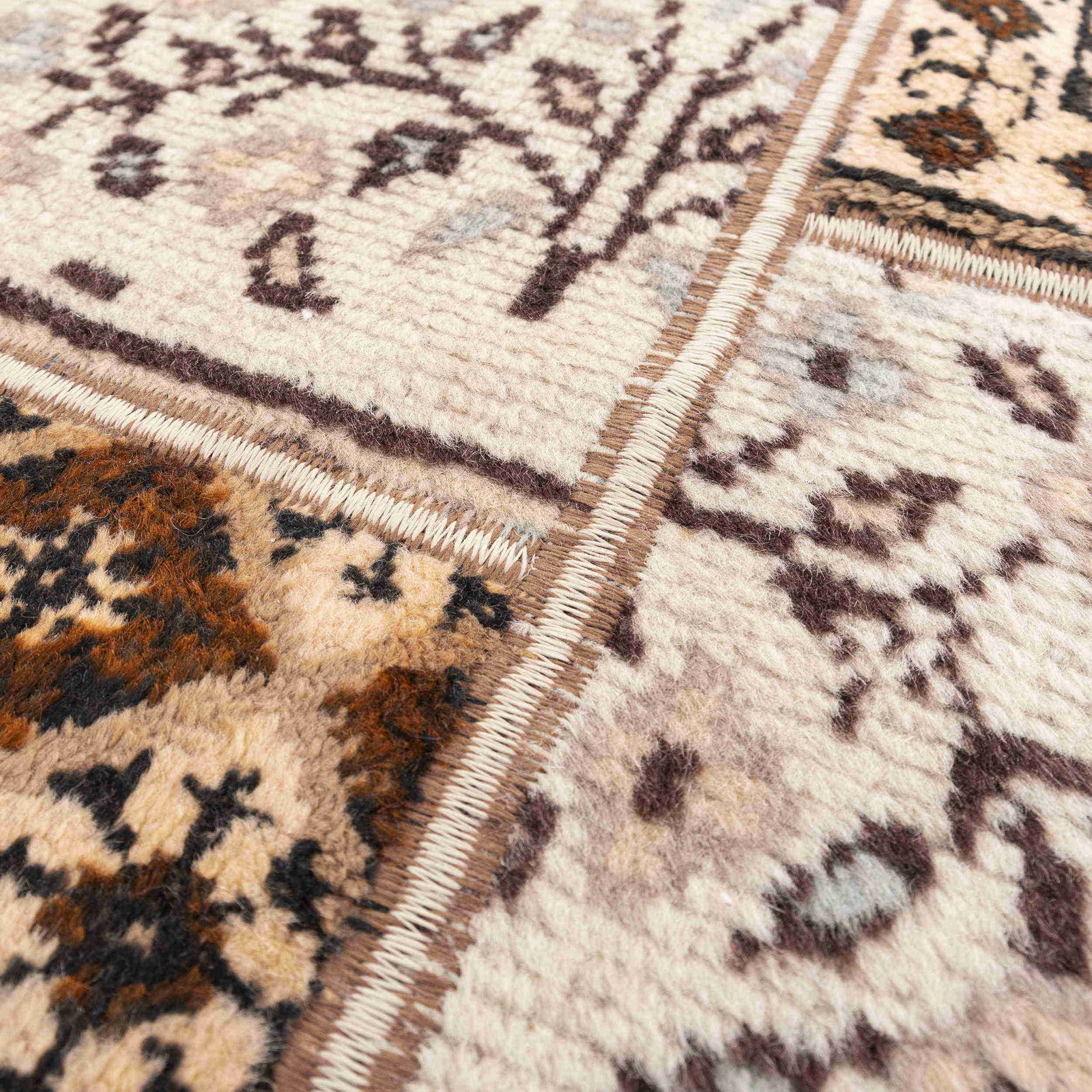 Authentic Handmade Patchwork Wool Carpet 45.3 x 76.8 - 4