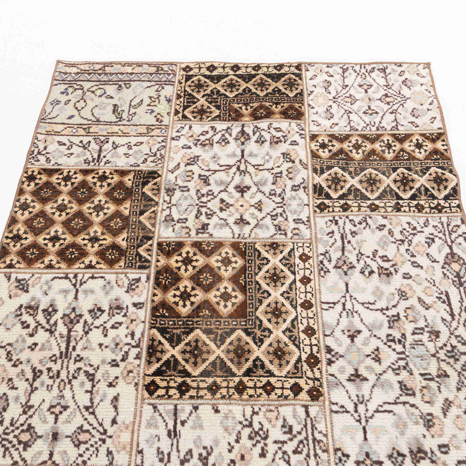 Authentic Handmade Patchwork Wool Carpet 45.3 x 76.8 - 7