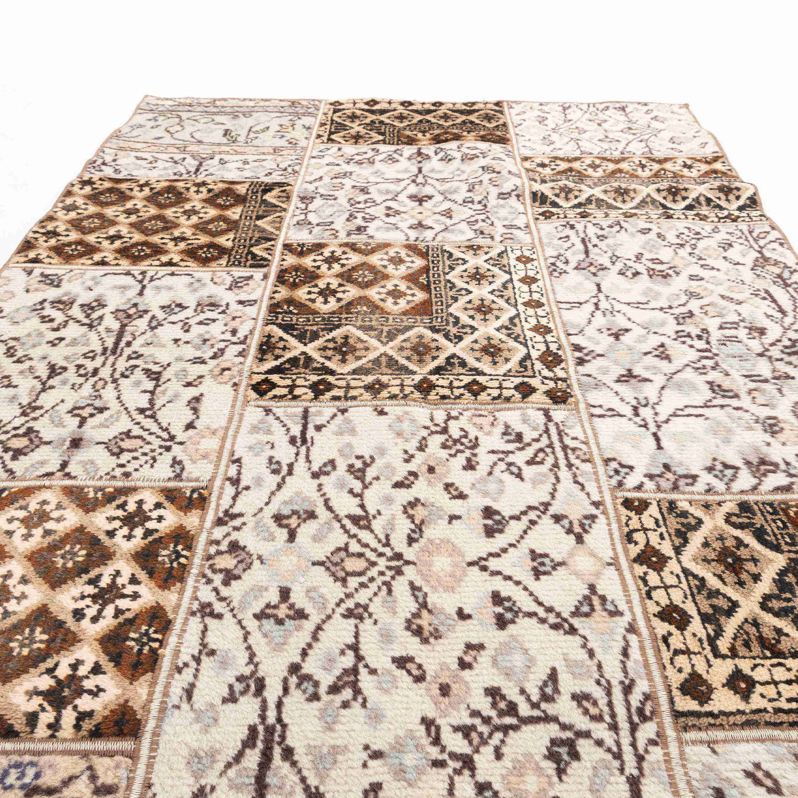 Authentic Handmade Patchwork Wool Carpet 45.3 x 76.8 - 8