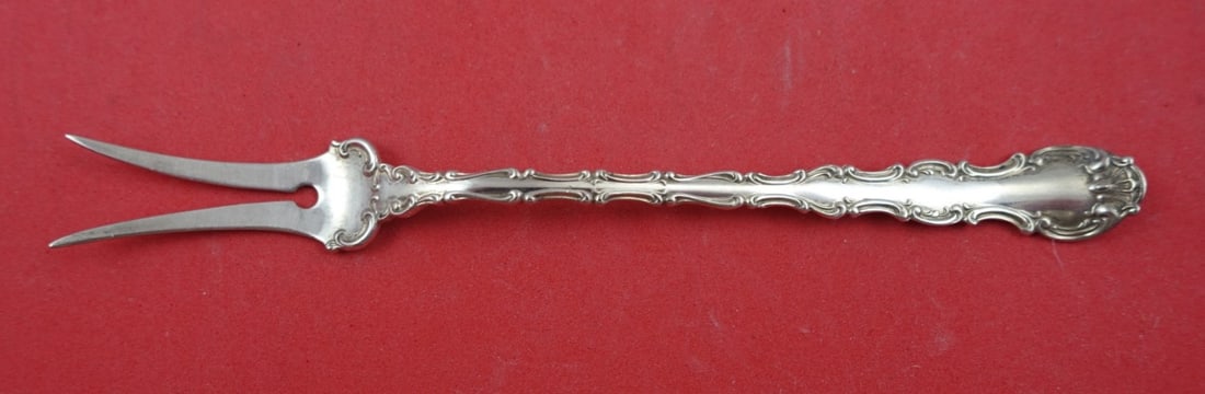 Gorham Strasbourg Sterling Silver Butter Pick 5 7/8" Rare Design: Gorham Strasbourg Sterling Silver Butter Pick 5 7/8" Rare Design Elevate your dining experience with the Strasbourg Butter Pick by Gorham, a stunning sterling silver serving piece that combines elegan