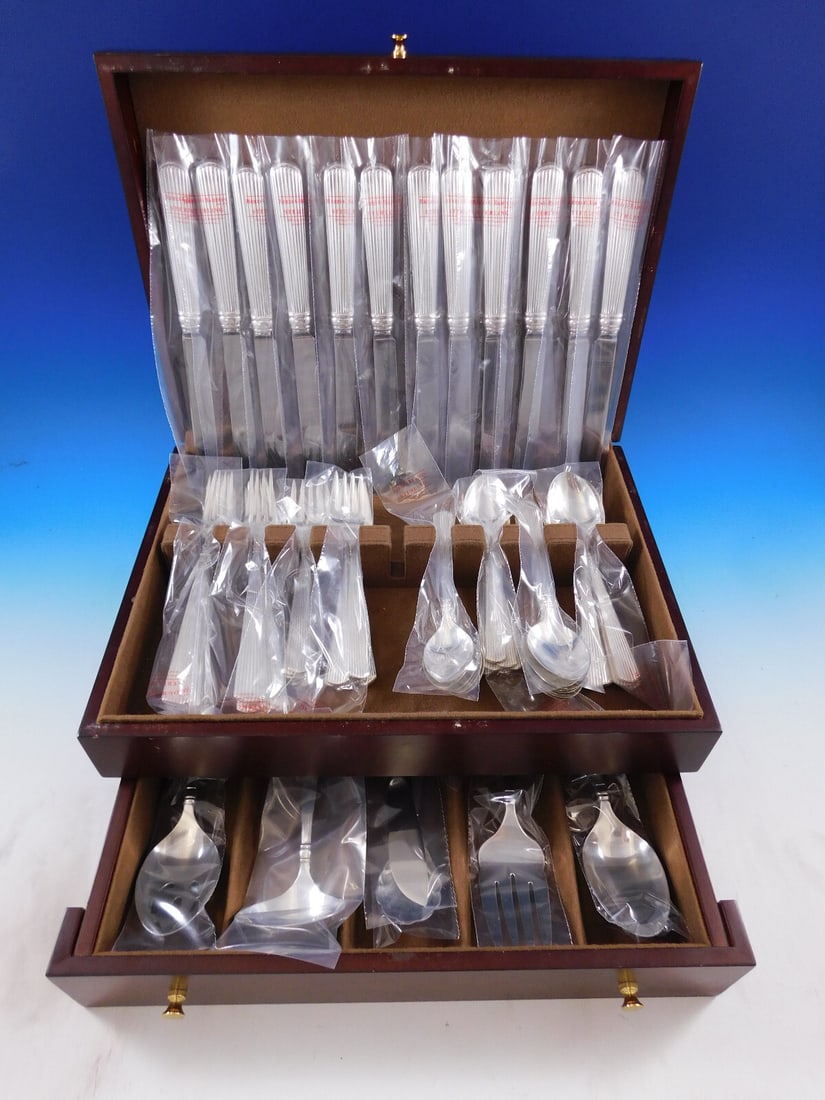 Reed Barton Ashmont Sterling Flatware 66 Piece Service for 12 (1 of 9)