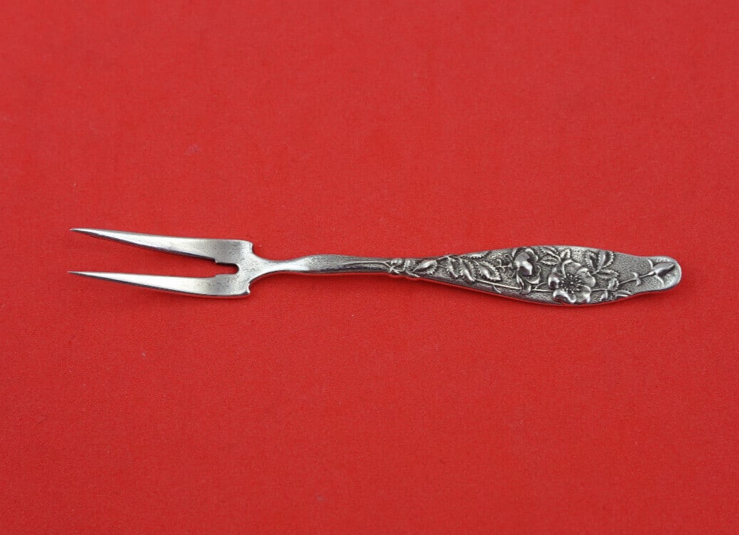 Tiffany Co Vine Sterling Silver 2 Tine Strawberry Fork Wild Rose 3 1/2 in: Tiffany Co Vine Sterling Silver 2 Tine Strawberry Fork Wild Rose 3 1/2 in A rare Tiffany & Co. Vine pattern sterling silver strawberry fork with a 2-tine design and wild rose motif handle. The piece m