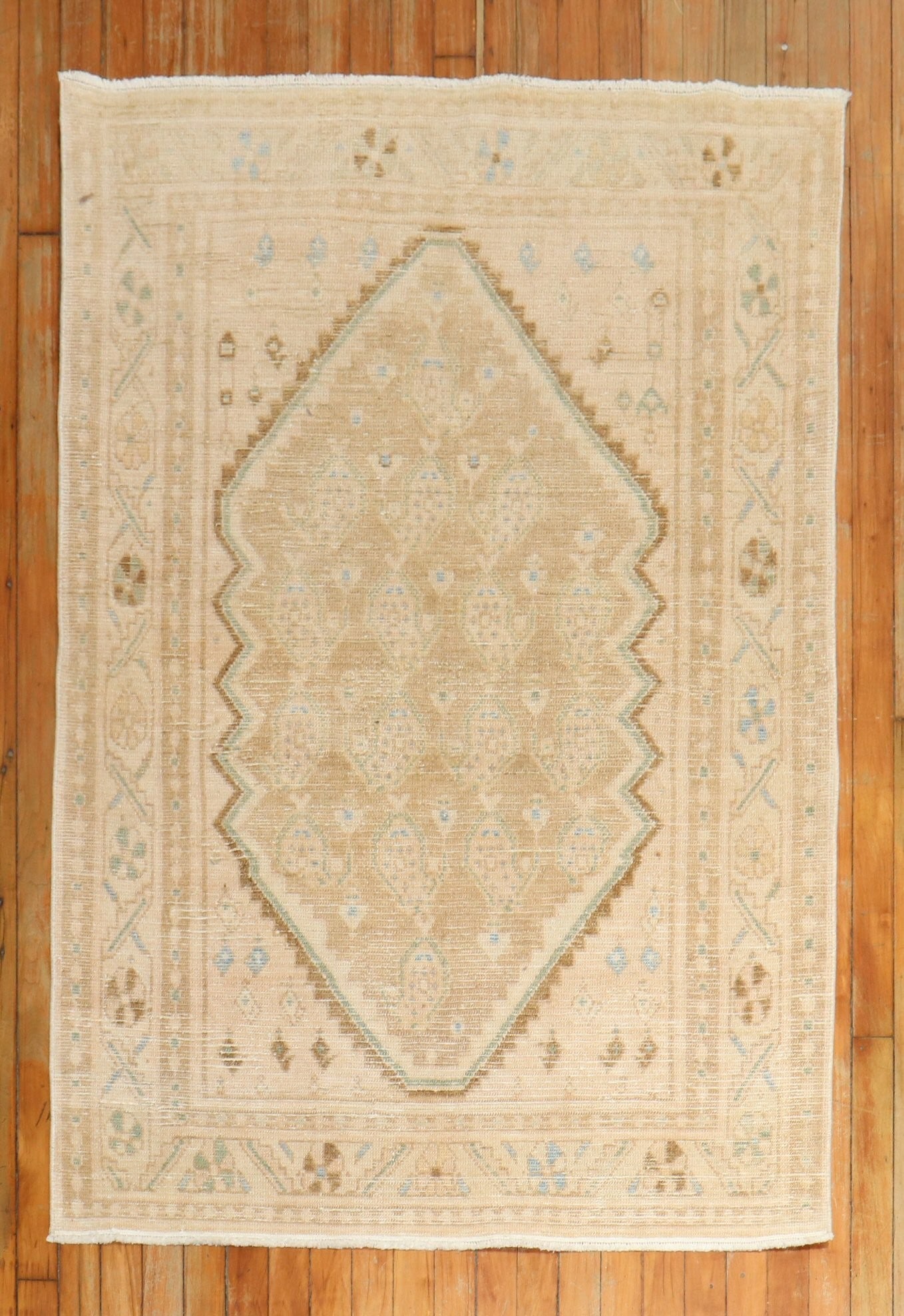 3' 7" x 5' 2" Persian Malayer Scatter Rug Textured: 3' 7" x 5' 2" Persian Malayer Scatter Rug Textured Textured Persian Malayer scatter rug from the 3rd quarter of the 20th century. This pre-owned small rug is identified as a Malayer type and features 