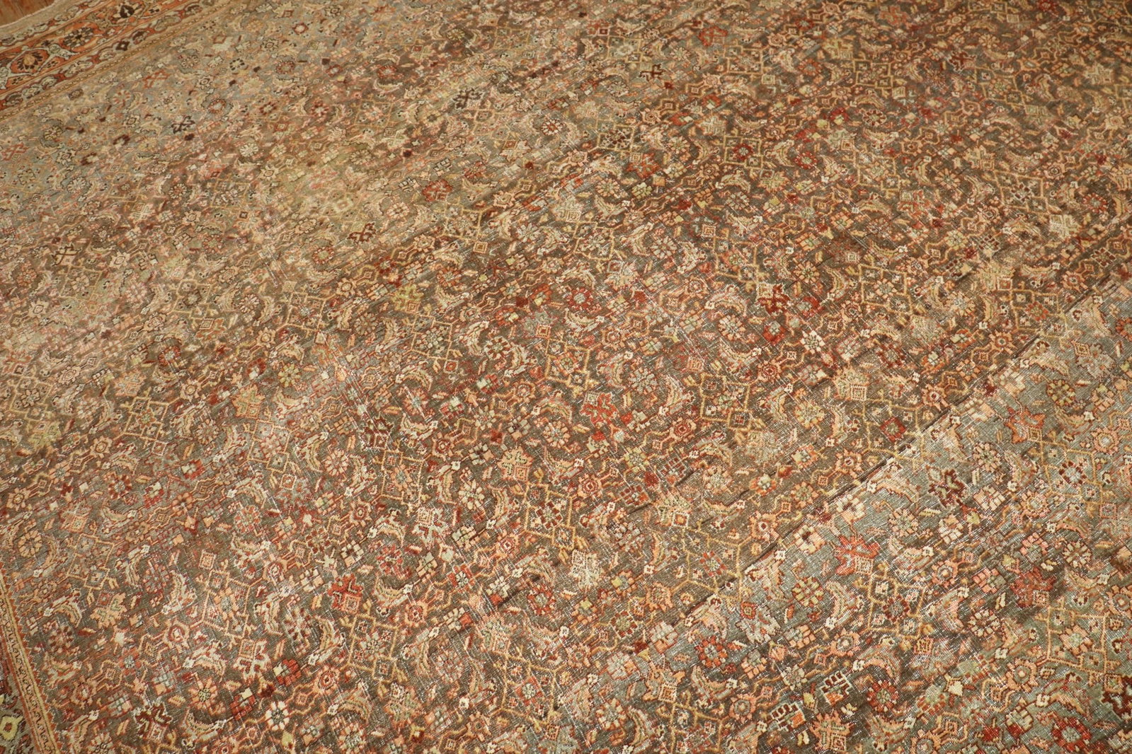 9' 6" x 12' 8" Persian Bidjar Room Size Carpet (1 of 7)