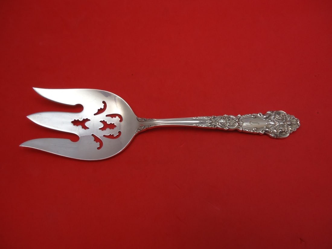 Reed & Barton Sterling Silver 9 Salad Serving Fork French Renaissance Design: Reed & Barton Sterling Silver 9 Salad Serving Fork French Renaissance Design This exquisite salad serving fork is crafted from high-quality sterling silver by Reed & Barton in the elegant French Renai