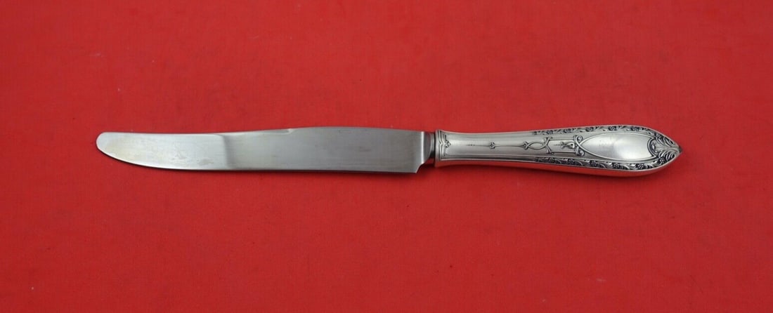 Whiting Chateau Sterling Silver Dinner Knife French Blade 9.5 Rare: Whiting Chateau Sterling Silver Dinner Knife French Blade 9.5 Rare Discover the elegance of the Chateau by Whiting sterling silver dinner knife, featuring a French blade design. This exquisite piece m