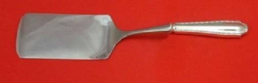 Tiffany & Co. Marquise Sterling Silver Lasagna Server 11" Custom: Tiffany & Co. Marquise Sterling Silver Lasagna Server 11" Custom Presenting the exquisite Marquise Lasagna Server by Tiffany & Co., an elegant addition to your serving collection. This custom-made pie