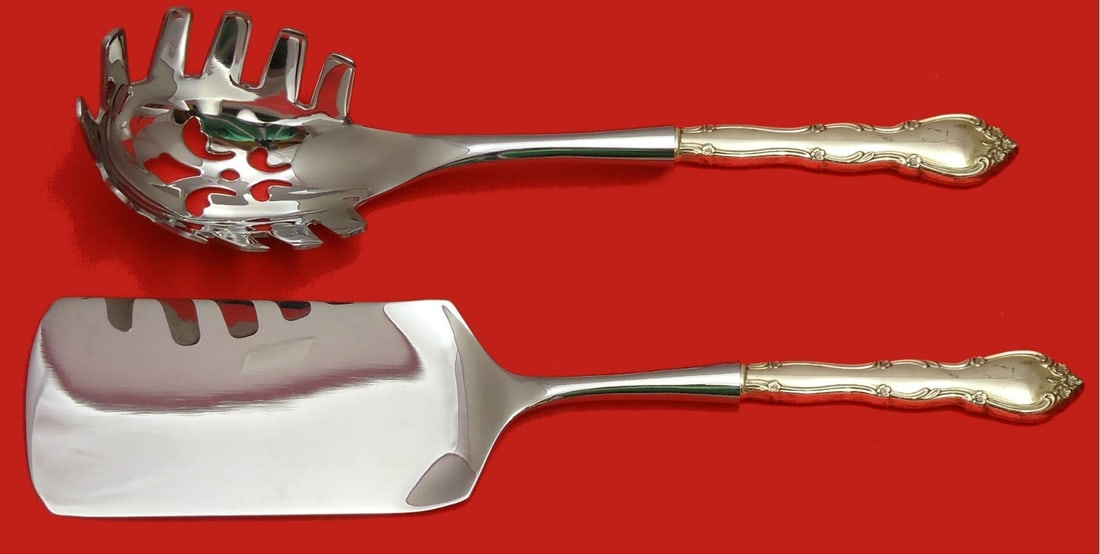 2pc Gorham Rose Tiara sterling silver pasta and lasagna server set: 2pc Gorham Rose Tiara sterling silver pasta and lasagna server set Two-piece Italian serving set in the Rose Tiara pattern by Gorham. This custom made set features sterling silver hollow handles with 