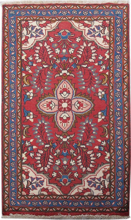 Handcrafted 2.7 x 4.3 Red Persian Hamadan Wool Rug: Handcrafted 2.7 x 4.3 Red Persian Hamadan Wool Rug Free continental US Shipping Elevate your home decor with this exquisite 2.7 x 4.3 Red Traditional Persian Hamadan Wool Rug, handcrafted by skilled P