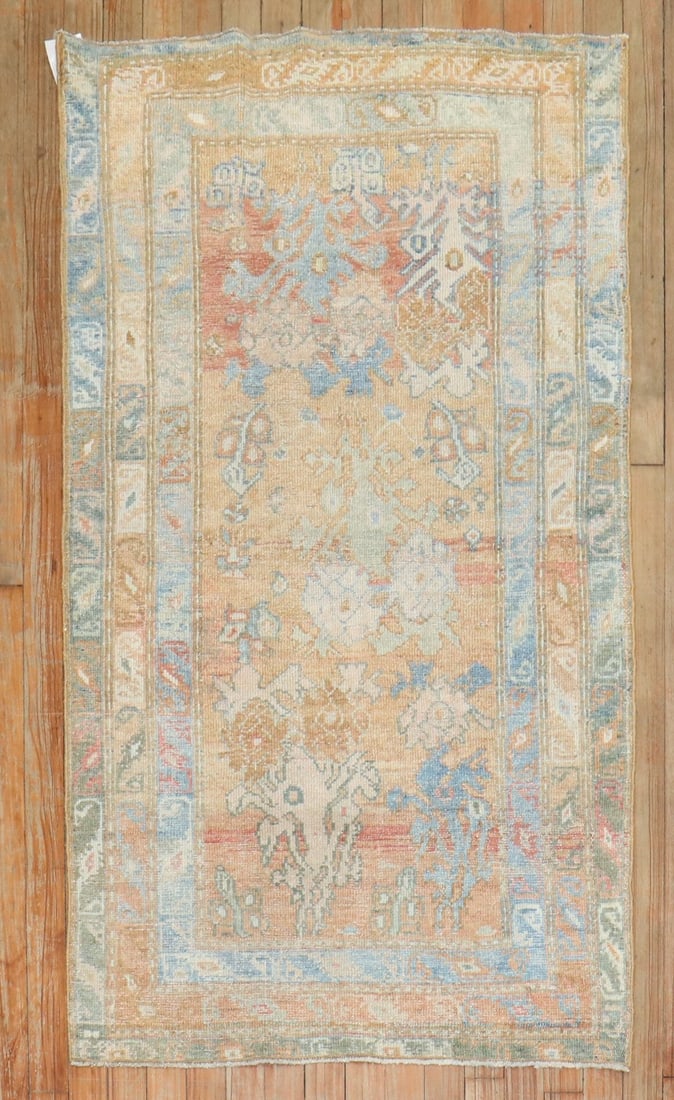 2' 9" x 4' 7" Persian Kurd Accent Rug Early 20th Century: 2' 9" x 4' 7" Persian Kurd Accent Rug Early 20th Century Early 20th century Persian Kurd small rug with an intricate patterned design. This pre-owned rug is identified as a Kurd type and small categor