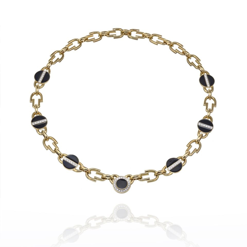 David Webb 26 Inch Platinum 18K Gold Necklace Black Enamel Diamond Links: David Webb 26 Inch Platinum 18K Gold Necklace Black Enamel Diamond Links Pre-owned David Webb link chain necklace featuring platinum and 18K yellow gold with black enamel discs accented by round cut d