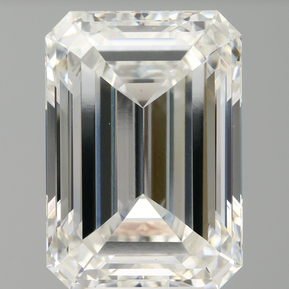 Loose Diamond - EMERALD 7.6ct F VS1 (1 of 1)