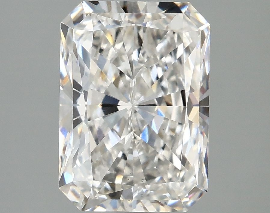 Loose Diamond - RADIANT 2.07ct E VS1: Loose Diamond - RADIANT 2.07ct E VS1 Source: This is a real non-mined Diamond that has been grown in a lab Shape: RADIANT Carats: 2.07 Color: E Clarity: VS1 Certification: IGI Video:
