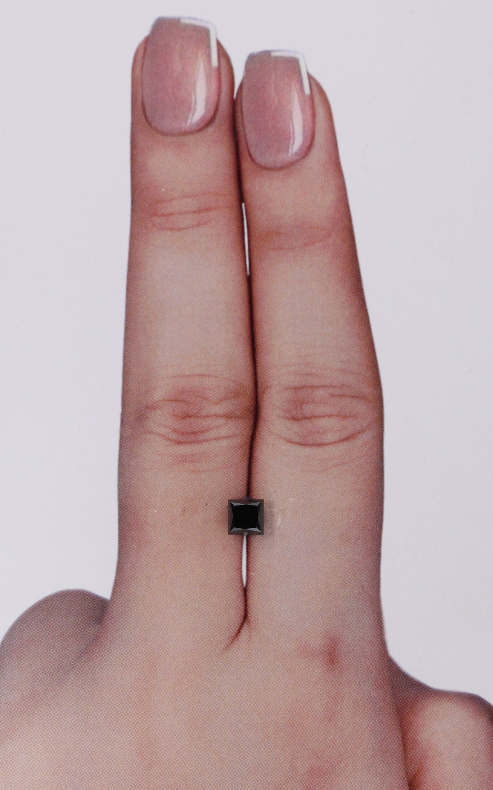 Loose Diamond - PRINCESS 0.61ct Black: Loose Diamond - PRINCESS 0.61ct Black Source: Natural Shape: PRINCESS Carats: 0.61 Color: Black Certification: IGI Video: