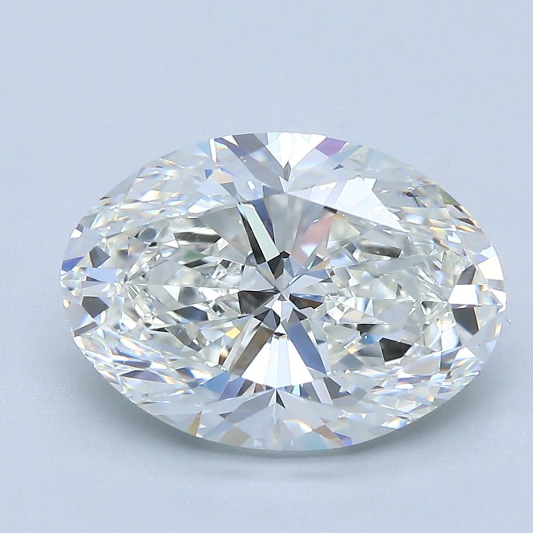 Loose Diamond - OVAL 4.51ct G VS2: Loose Diamond - OVAL 4.51ct G VS2 Source: Natural Mined Diamond Shape: OVAL Carats: 4.51 Color: G Clarity: VS2 Certification: GIA Condition: Pre-Owned PLEASE NOTE: Framed, Large, or heavy items do not