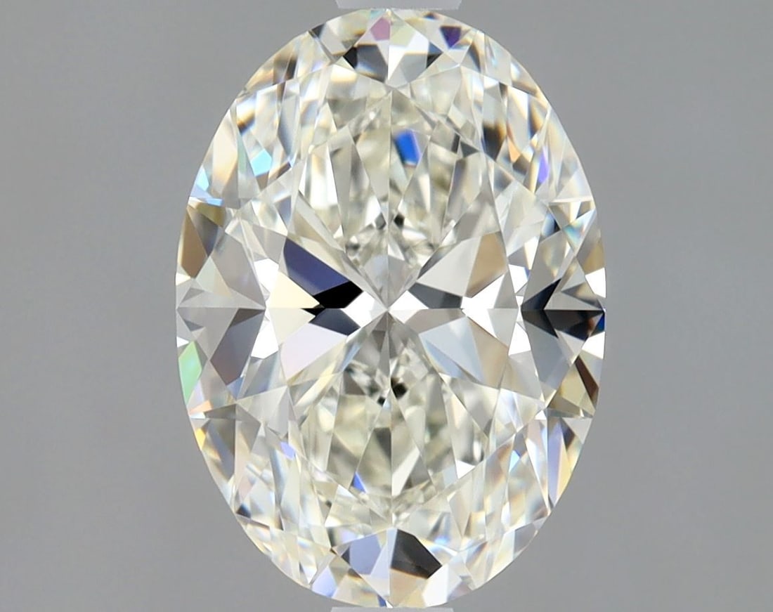 Loose Diamond - OVAL 1.62ct J VVS1: Loose Diamond - OVAL 1.62ct J VVS1 Source: Natural Shape: OVAL Carats: 1.62 Color: J Clarity: VVS1 Certification: GIA Video: