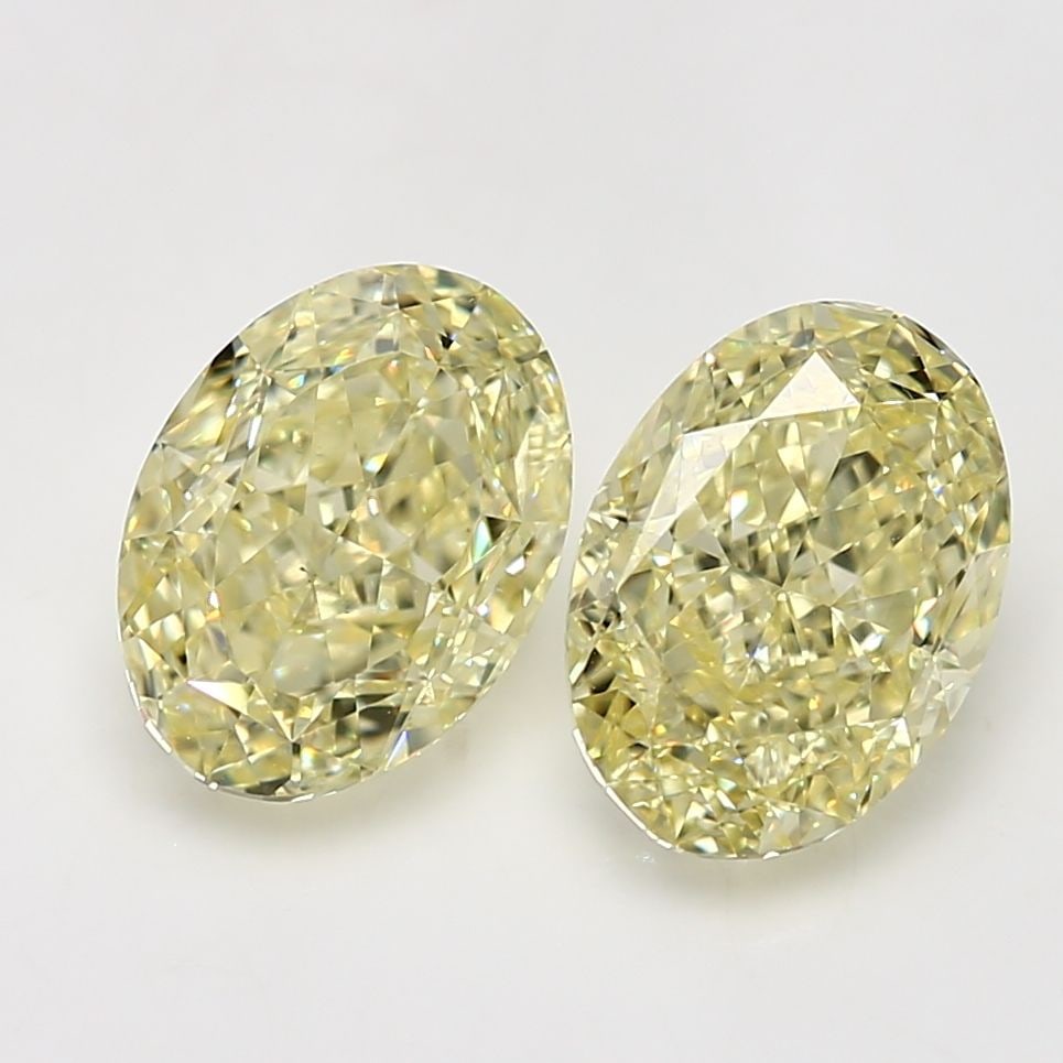 Loose Diamond - OVAL 3.03ct Fancy Yellow VS2: Loose Diamond - OVAL 3.03ct Fancy Yellow VS2 Source: Natural Shape: OVAL Carats: 3.03 Color: Fancy Yellow Certification: GIA Video: