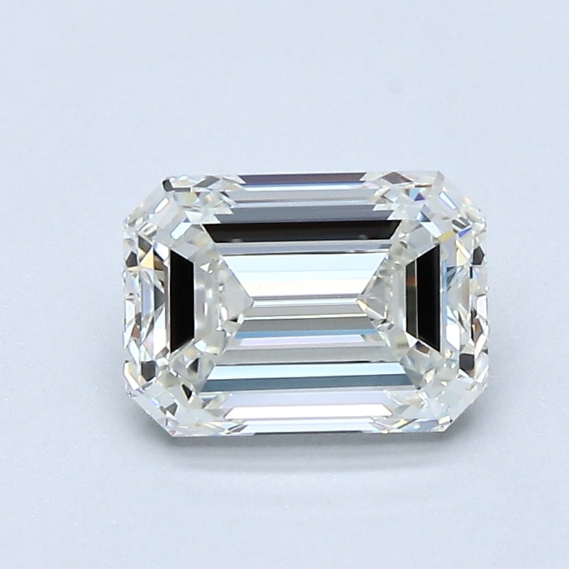 Loose Diamond - EMERALD 1.4ct I VVS2: Loose Diamond - EMERALD 1.4ct I VVS2 Source: Natural Mined Diamond Shape: EMERALD Carats: 1.4 Color: I Clarity: VVS2 Certification: GIA Condition: Pre-Owned PLEASE NOTE: Framed, Large, or heavy items 