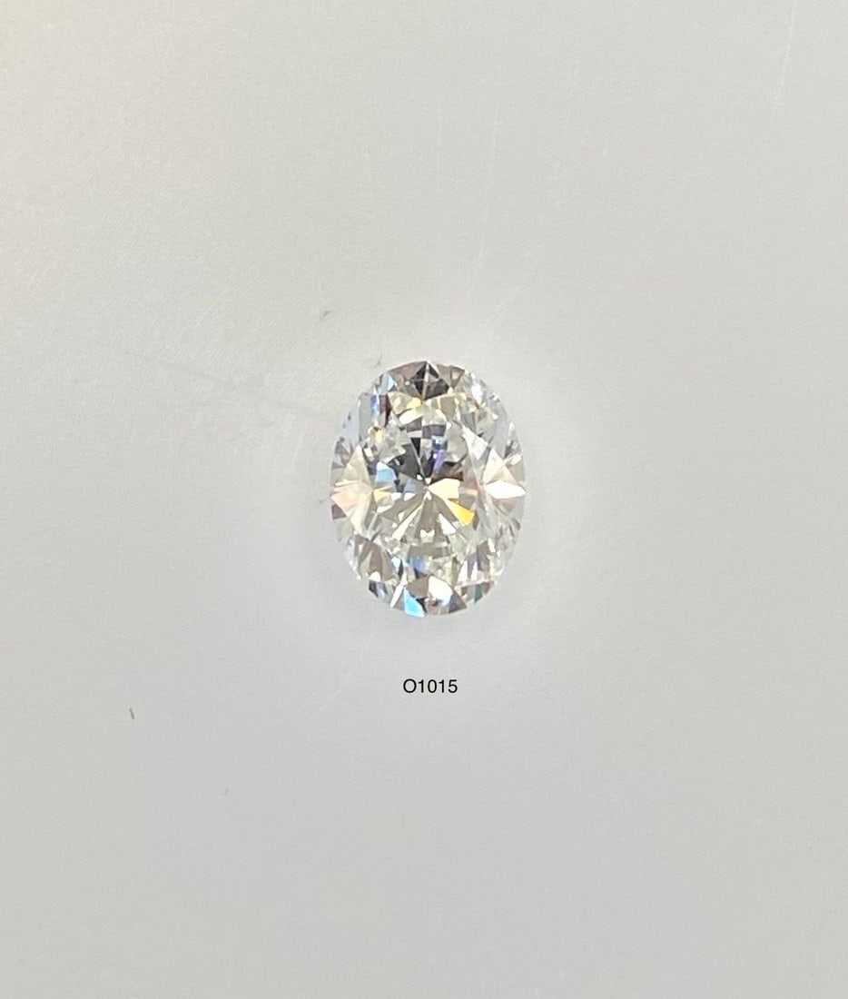 Loose Diamond - OVAL 0.45ct G SI1: Loose Diamond - OVAL 0.45ct G SI1 Source: Natural Shape: OVAL Carats: 0.45 Color: G Clarity: SI1 Certification: NONE PLEASE NOTE: Framed, Large, or heavy items do not have shipping costs included. The