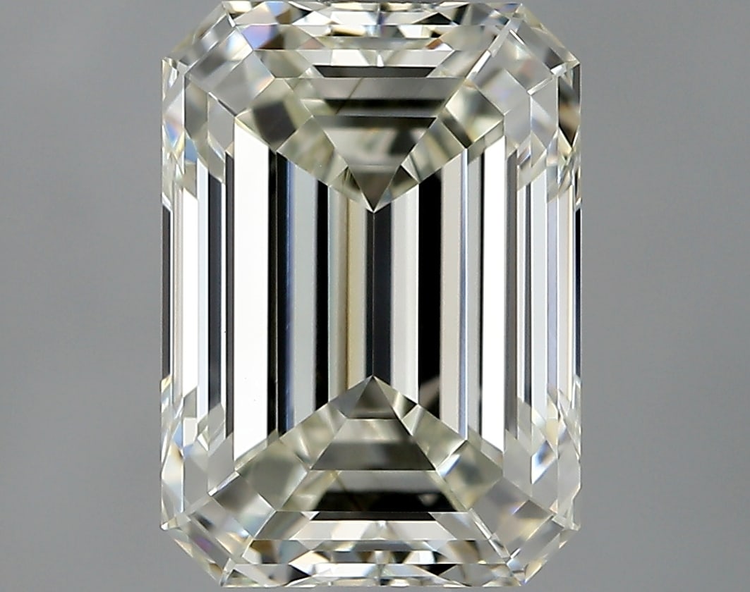 Loose Diamond - EMERALD 2.01ct J VVS2: Loose Diamond - EMERALD 2.01ct J VVS2 Source: Natural Mined Diamond Shape: EMERALD Carats: 2.01 Color: J Clarity: VVS2 Certification: GIA Condition: Pre-Owned PLEASE NOTE: Framed, Large, or heavy item
