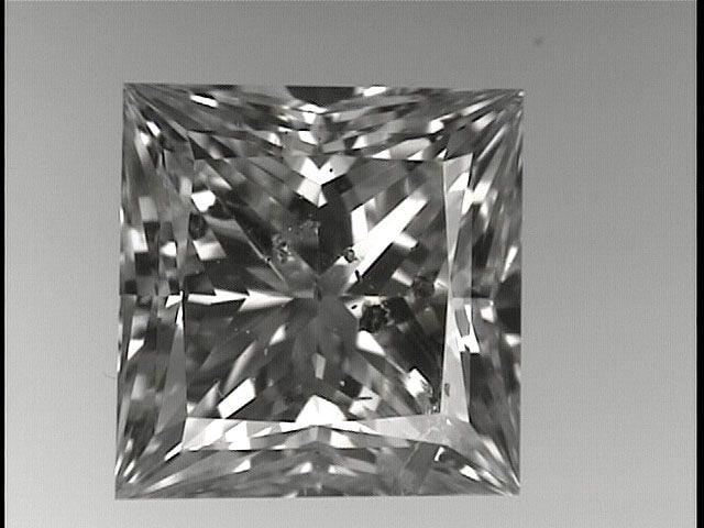 Loose Diamond - PRINCESS 1.76ct G I1: Loose Diamond - PRINCESS 1.76ct G I1 Source: Natural Shape: PRINCESS Carats: 1.76 Color: G Clarity: I1 Certification: OTHER PLEASE NOTE: Framed, Large, or heavy items do not have shipping costs includ