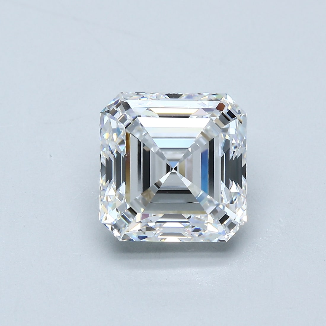 Loose Diamond - ASSCHER 4.51ct D VS2: Loose Diamond - ASSCHER 4.51ct D VS2 Source: Natural Mined Diamond Shape: ASSCHER Carats: 4.51 Color: D Clarity: VS2 Certification: GIA Condition: Pre-Owned PLEASE NOTE: Framed, Large, or heavy items 