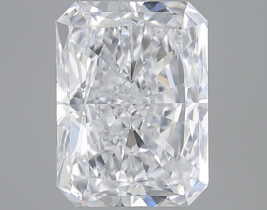 Loose Diamond - RADIANT 5.03ct D VS2: Loose Diamond - RADIANT 5.03ct D VS2 Source: Natural Mined Diamond Shape: RADIANT Carats: 5.03 Color: D Clarity: VS2 Certification: GIA Condition: Pre-Owned PLEASE NOTE: Framed, Large, or heavy items 